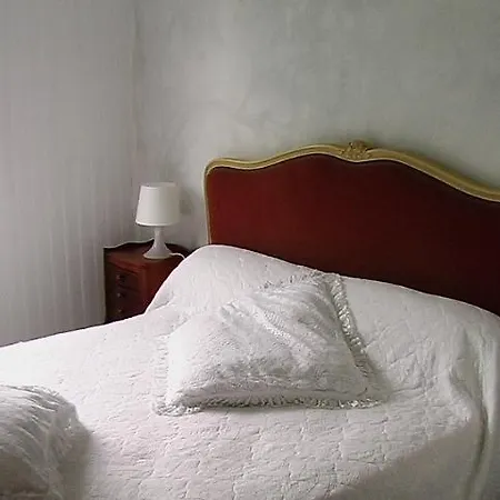 Couette-café Les Id De Emilion 3*